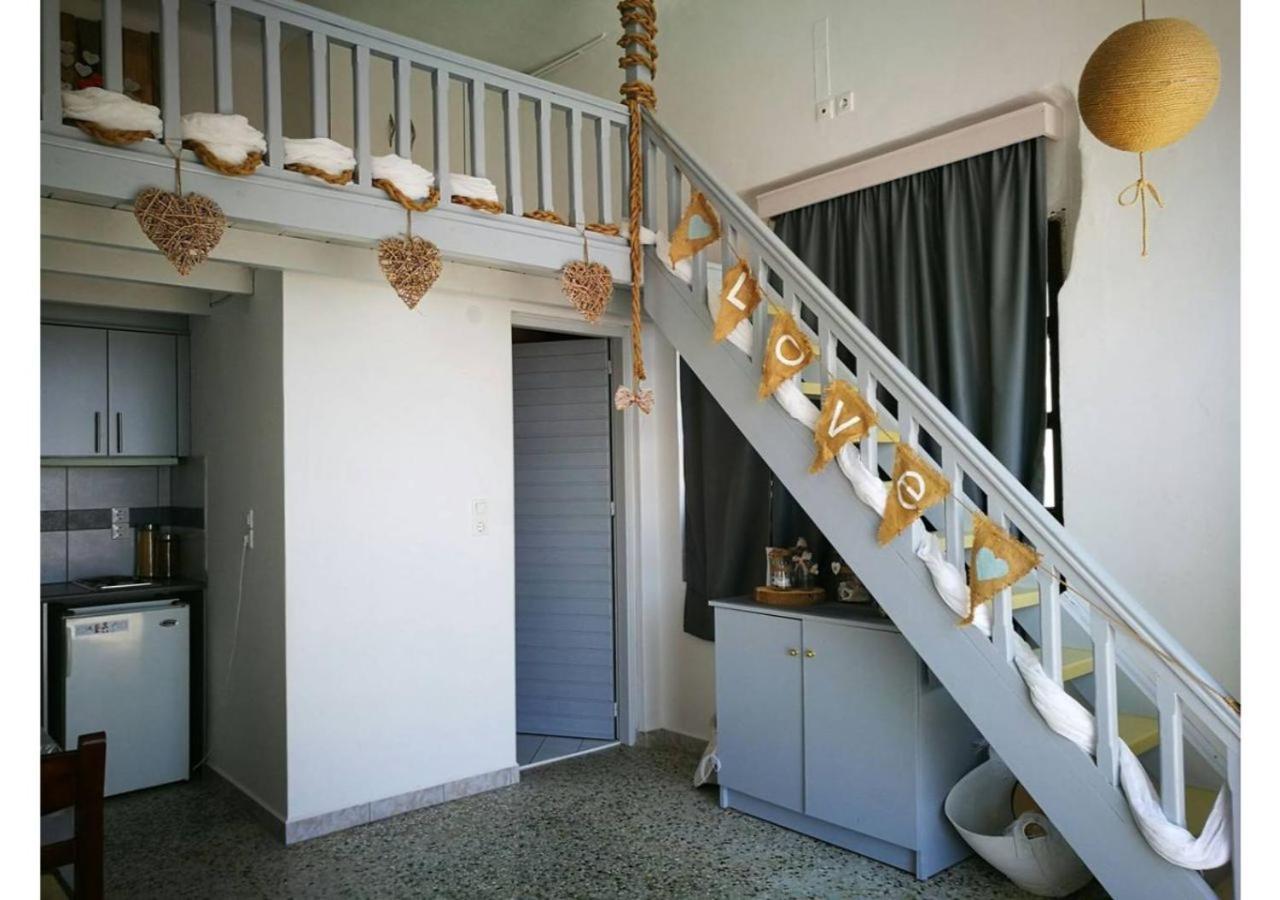Kikilia'S & Stelio'S Apartments Adamantas Exterior photo